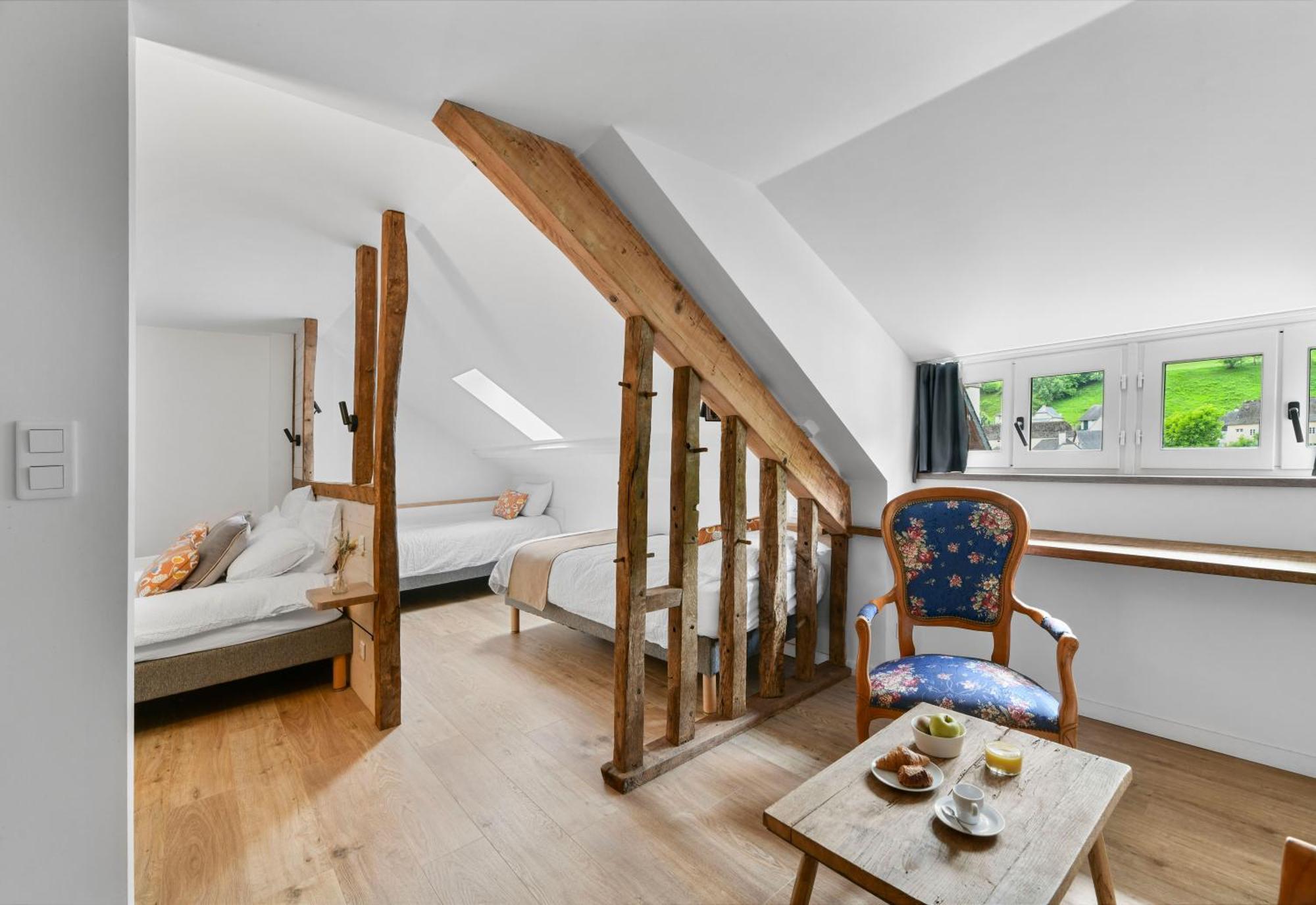 Logis Hotel Etchemaite ラロー エクステリア 写真